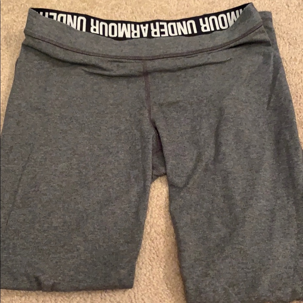 Gray under armor leggings